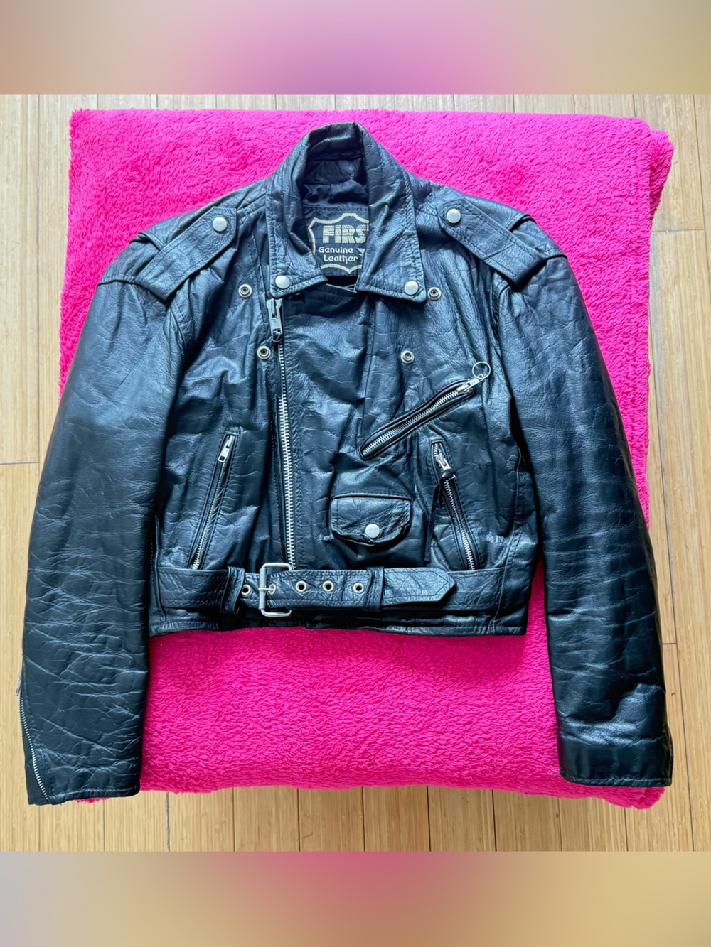 Cropped Vintage Women’s First Genuine Leather Moto Jacket Black Medium Belt Zip